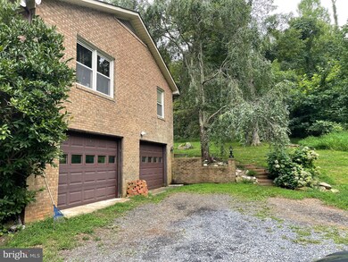 6180 Evergreen Mountain Rd, Broad Run, VA 20137 - photo 2
