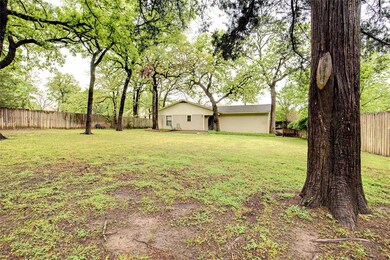 725 Kiowa Dr E, Gainesville, TX 76240 - photo 6