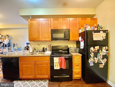 1618 Page St unit A, Philadelphia, PA 19121 - photo 4