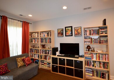 16 O St NW unit 16-A, Washington, DC 20001 - photo 4