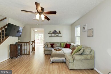 8912 Waldren Way, Lorton, VA 22079 - photo 5