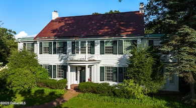 21 Marion Ave, Albany, NY 12203 - photo 2