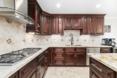 3815 April Ln, Houston, TX 77092 - photo 7