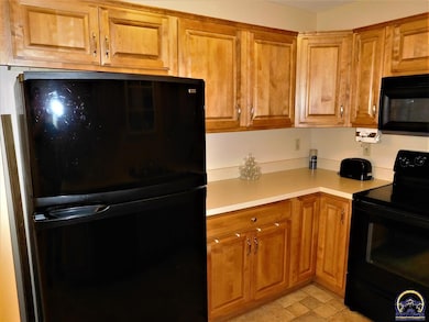 4710 SW 30th St, Topeka, KS 66614 - photo 6