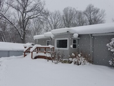 4277 N 630 W, La Porte, IN 46350 - photo 2