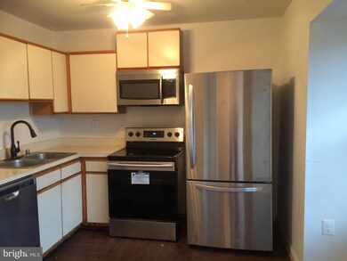 1328 Dillon Ct, Capitol Heights, MD 20743 - photo 7