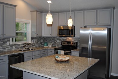 2883 Synhoff Dr S, Jacksonville, FL 32216 - photo 3