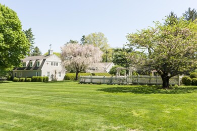 10 Barnstable Ln, Greenwich, CT 06830 - photo 2