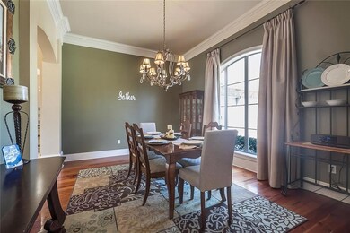 Formal Dining