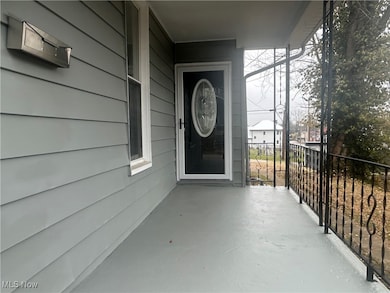 120 Fox Ave, Zanesville, OH 43701 - photo 2