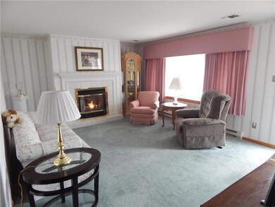 3135 N 4th St, Whitehall, PA 18052 - photo 3