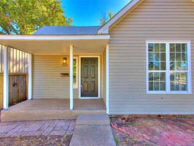 Doorway to property with a porch