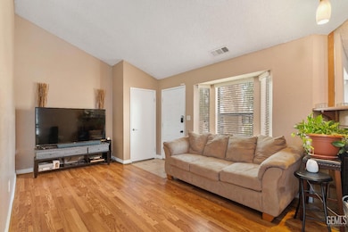 7800 Westfield Rd unit 28, Bakersfield, CA 93309 - photo 6