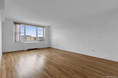 Bell Apartments unit 6C, Bayside, NY 11360 - photo 2