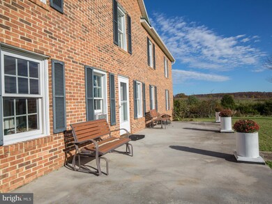 461 Thunderbird Rd, Bentonville, VA 22610 - photo 5