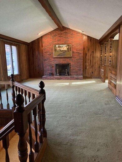 557 Lyon St, Ludlow, MA 01056 - photo 3