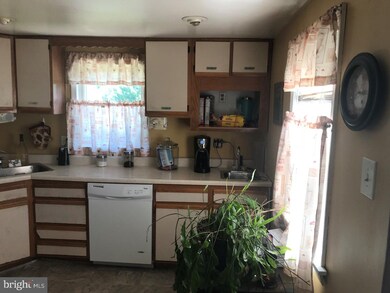 135 Stanley Ln, New Castle, DE 19720 - photo 3