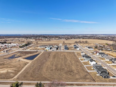 5611 Divine St, Madison, WI 53718 - photo 6