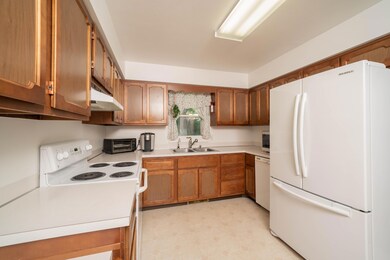 184_Westview_St_02
