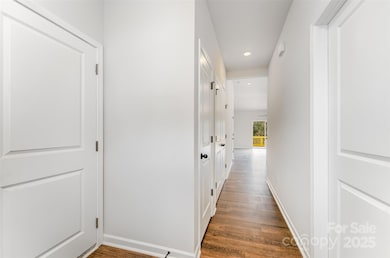 510 Mill St, Lowell, NC 28098 - photo 3