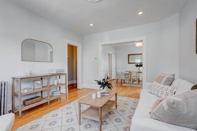 27 Holworthy St unit 1, Cambridge, MA 02138 - photo 2