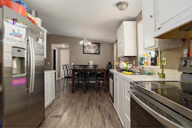 1570 S Peach St unit SPC 45, Medford, OR 97501 - photo 3