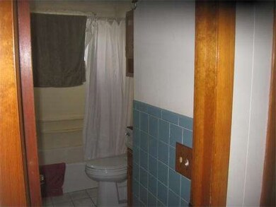 74 Dwight St, Hatfield, MA 01038 - photo 5