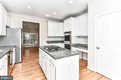 2417 Chestnut St, Falls Church, VA 22043 - photo 5