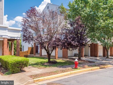 20446 Cool Fern Square, Ashburn, VA 20147 - photo 2