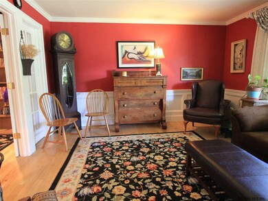 14 Oxford Dr, Saratoga Springs, NY 12866 - photo 3