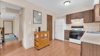 4837 Driffield Ct05