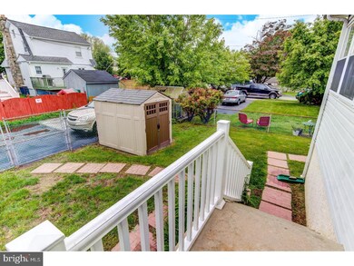 518 Tatnall Ave, Glenolden, PA 19036 - photo 4