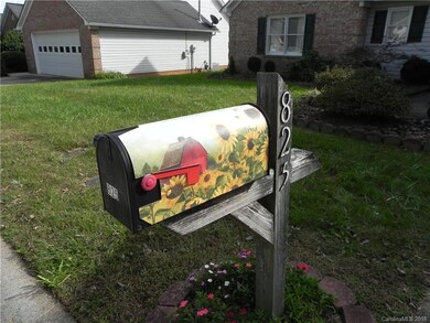 825 Hidden Creek Cir unit 63, Salisbury, NC 28147 - photo 2