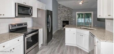 6057 Scenic Meadow Ln, Jacksonville, FL 32244 - photo 5