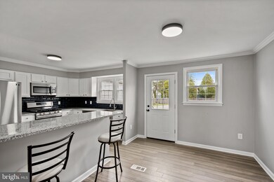 27 Lincoln Dr, Clementon, NJ 08021 - photo 7