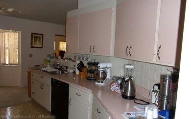 120 Lake Huntley Dr, Lake Placid, FL 33852 - photo 6