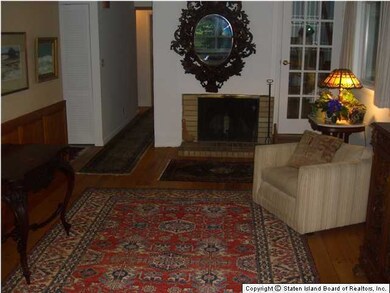 101 Cheshire Place, Staten Island, NY 10301 - photo 4