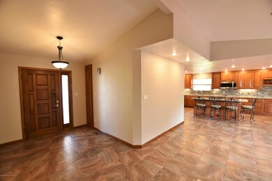 5802 Chaparral Cir, Farmington, NM 87402 - photo 2