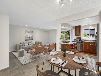 7909 218th St SW unit 4, Edmonds, WA 98026 - photo 2