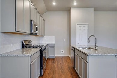 29811 Quinn Trails Ct, Tomball, TX 77375 - photo 6