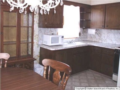 93 Twombly Ave, Staten Island, NY 10306 - photo 4