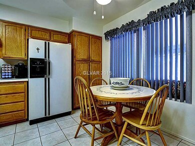 Kitchen. Kitchen nook