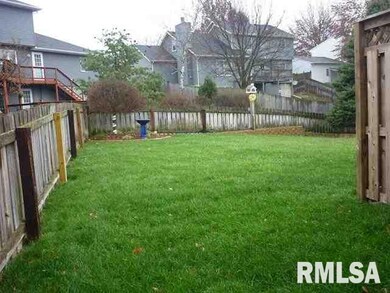 1104 W 57th St, Davenport, IA 52806 - photo 3