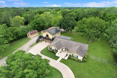 22028 Britt Oaks Dr, Alvin, TX 77511 - photo 4