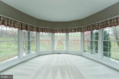 16843 Harbour Town Dr, Silver Spring, MD 20905 - photo 7