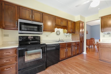 6223 Lakepark Ln unit A, Willowbrook, IL 60527 - photo 6