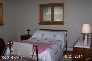 412 N Nescopec St, Tamaqua, PA 18252 - photo 7