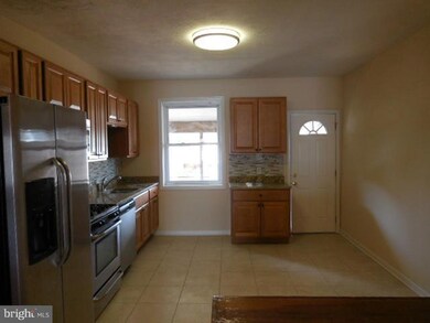118 S Highland Ave, Baltimore, MD 21224 - photo 4