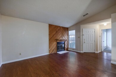 4407 Limewood Ct unit B, Austin, TX 78727 - photo 7