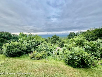 135 8th St, Blakely, PA 18447 - photo 5